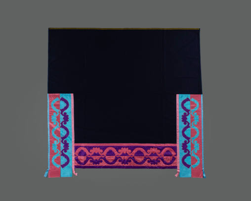 Wearing blanket